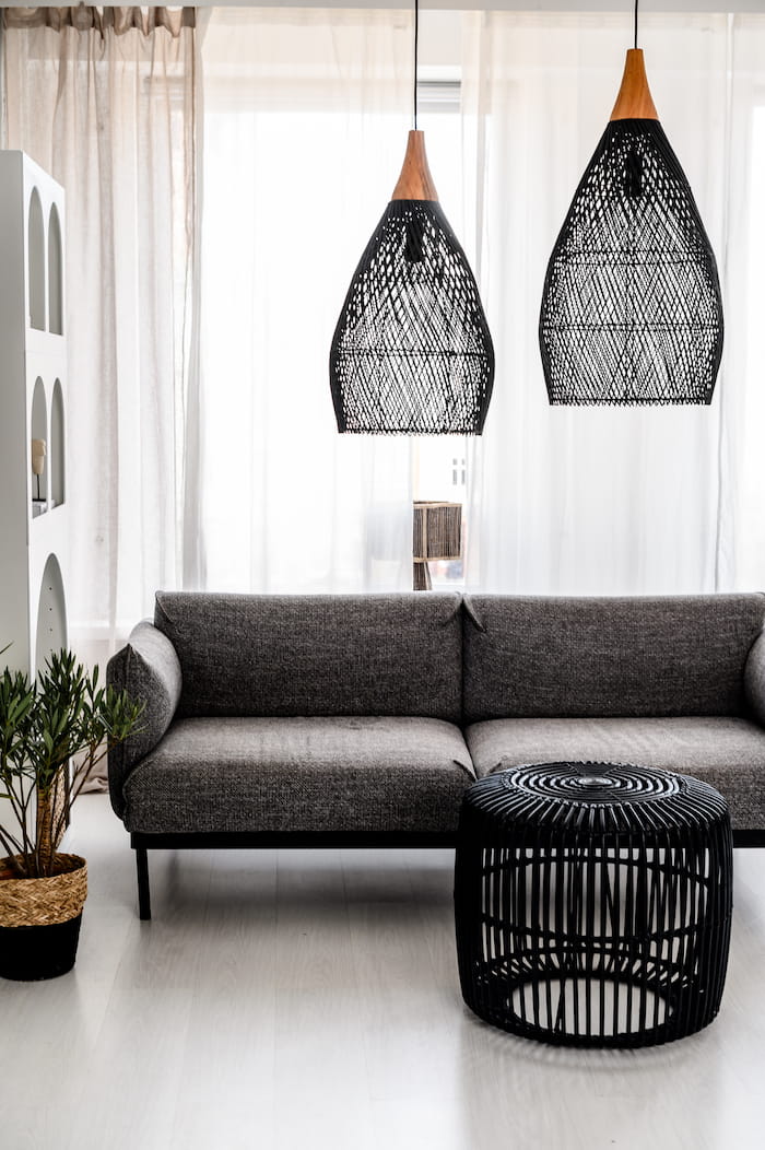 LAMPA WOODY CZARNA L