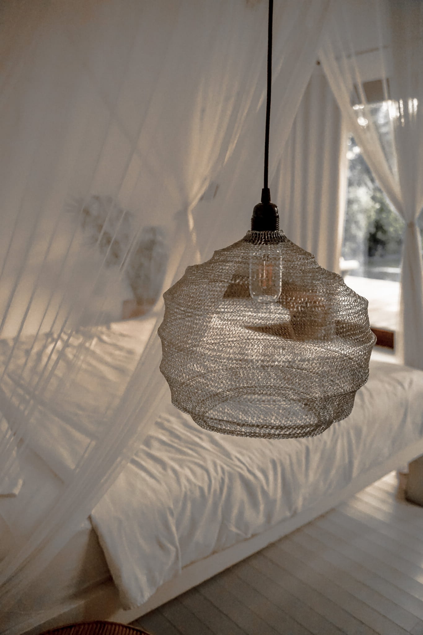 LAMPA METALOWA DYLAN SREBRNA