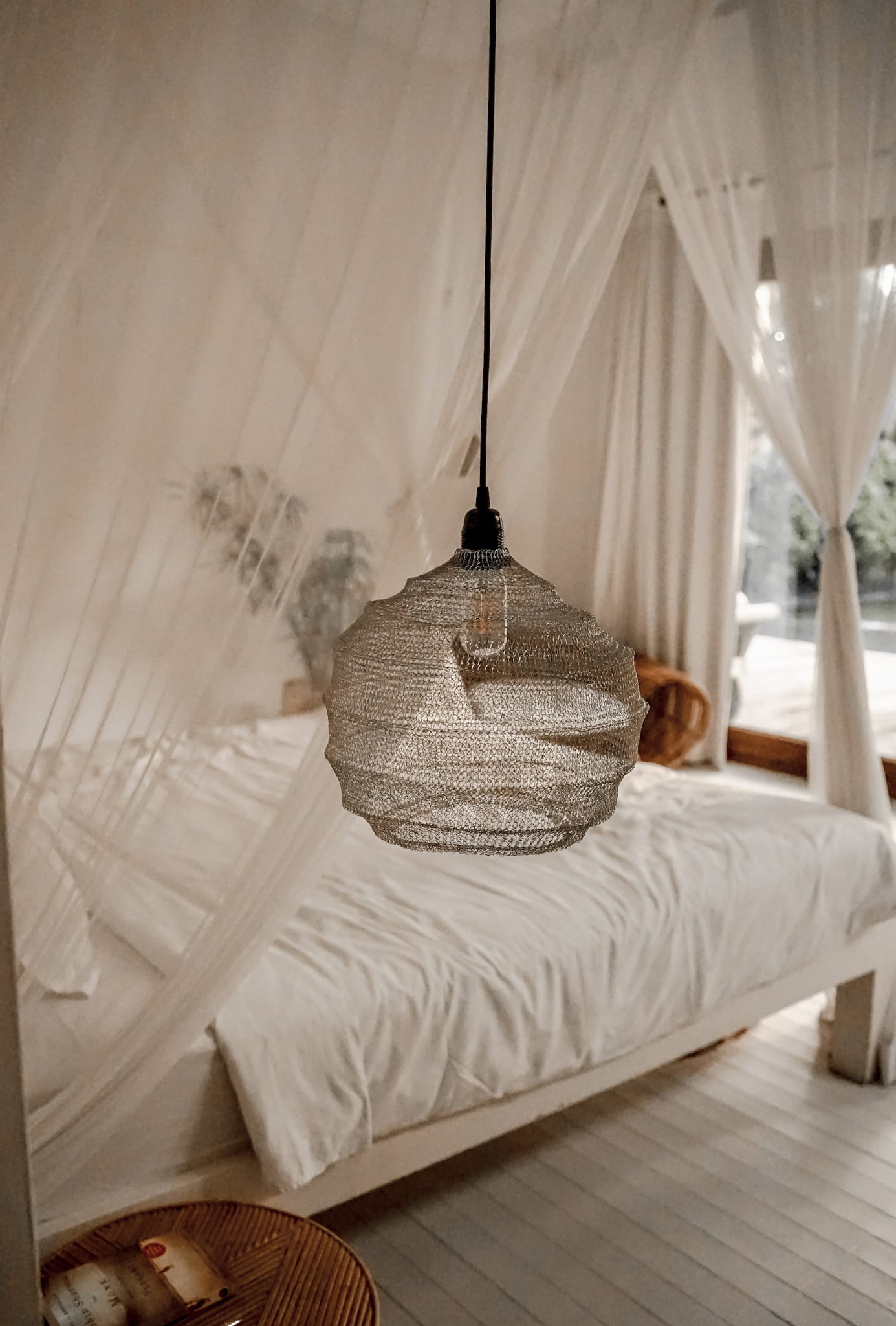 LAMPA METALOWA DYLAN SREBRNA