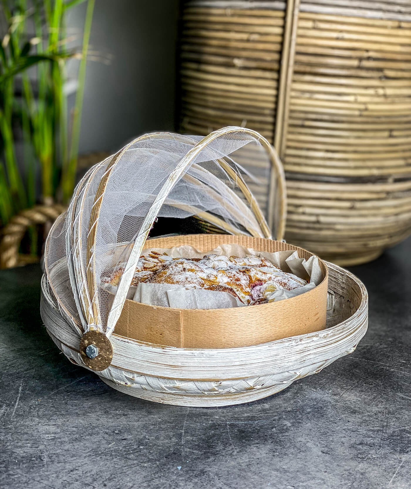 TACA BAMBUSOWA ROYAL M BIAŁA