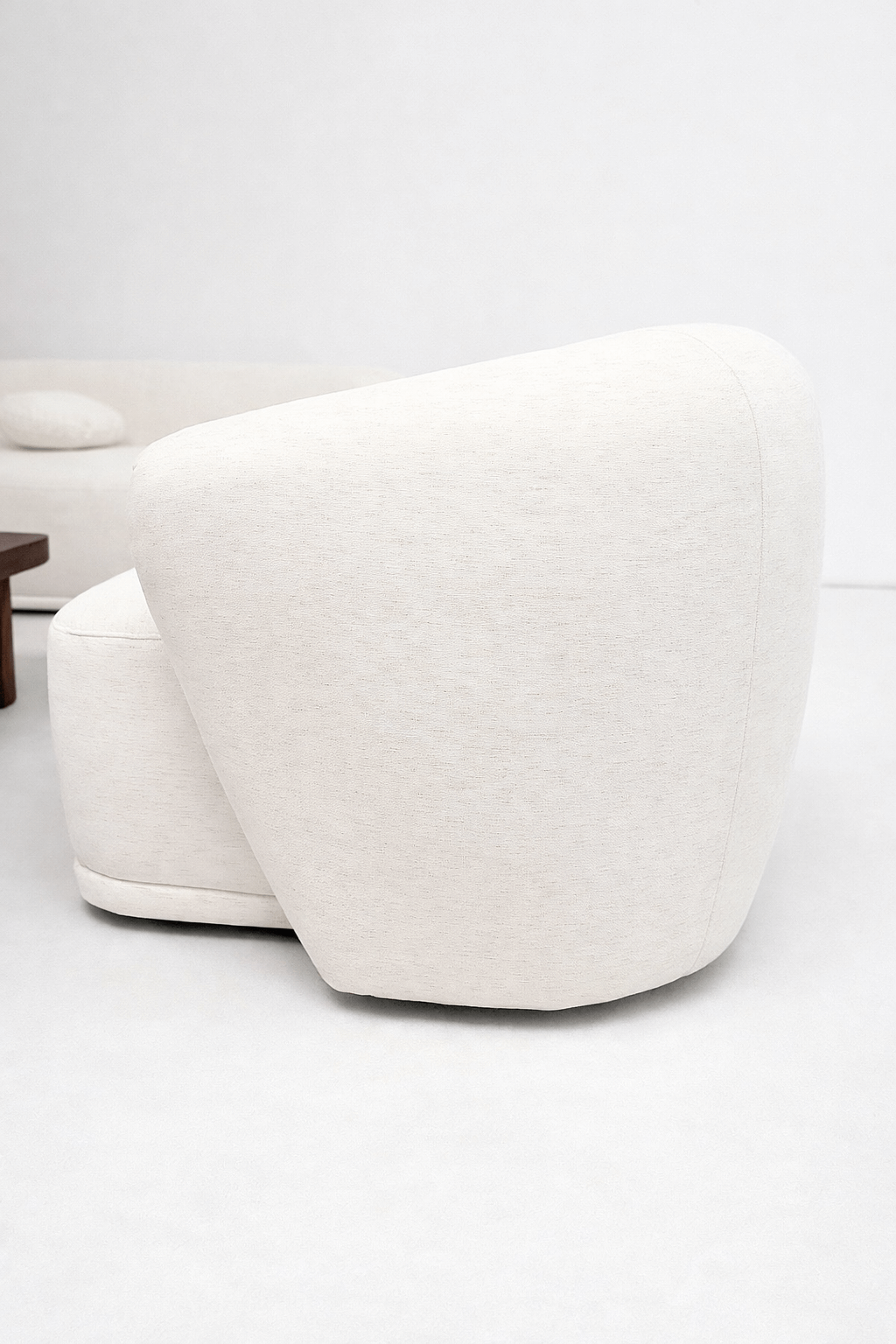 FOTEL AMARONE VITA BEŻOWA ELEGANCJA I MAKSYMALNY KOMFORT