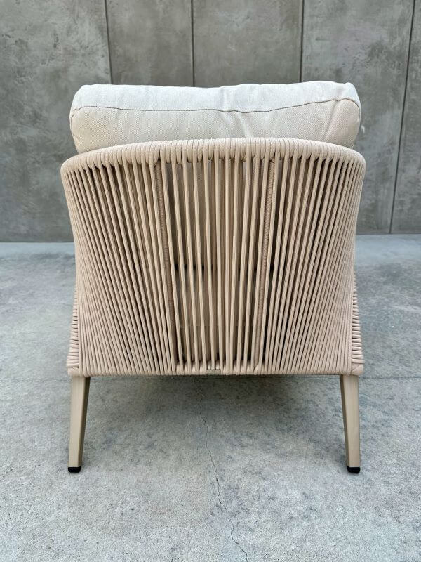 146c4aee981905befbd3cfe665648f65