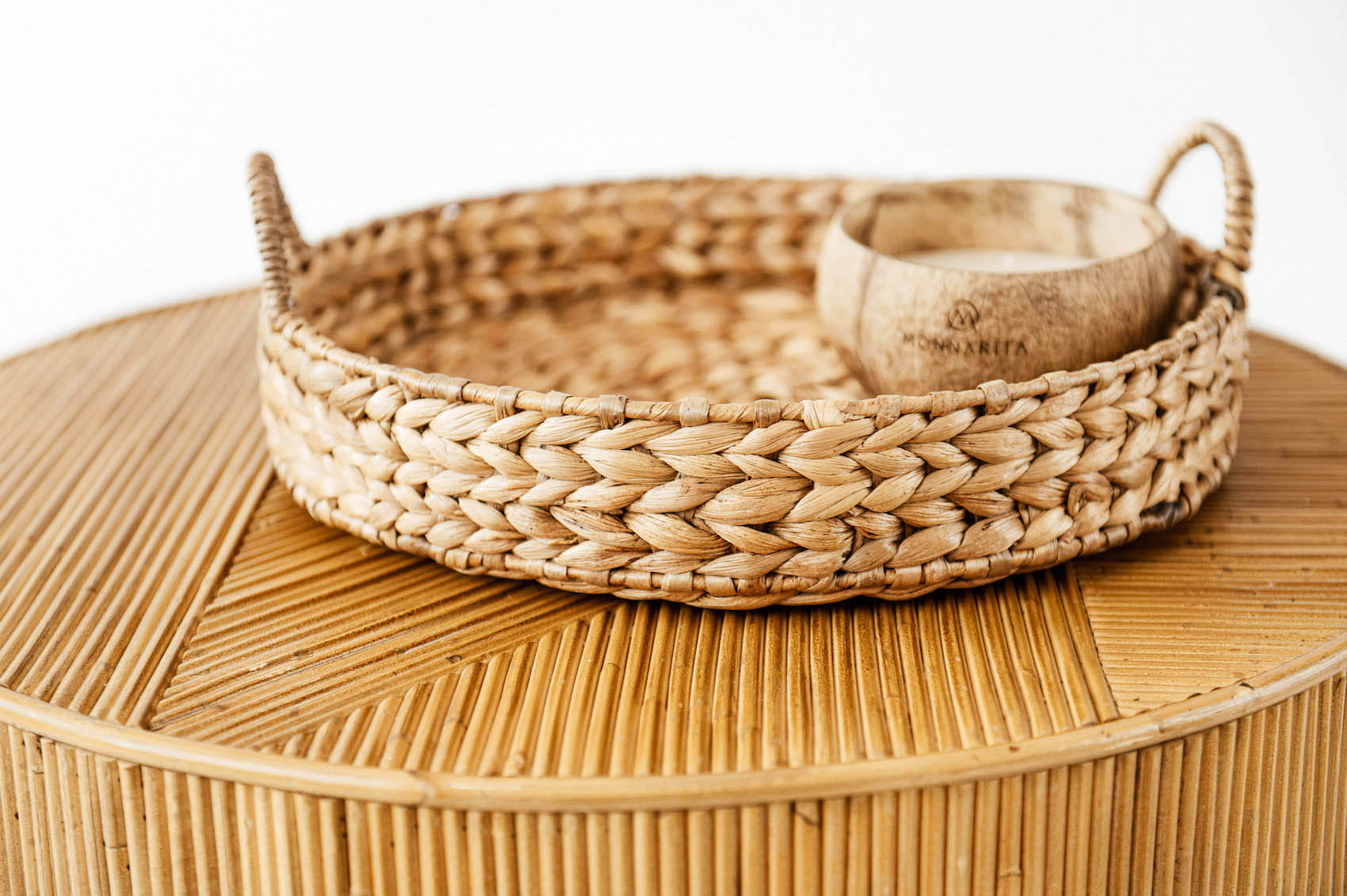 ZESTAW TRZECH TAC BALI WYKONANYCH Z NATURALNEGO HIACYNTU WODNEGO