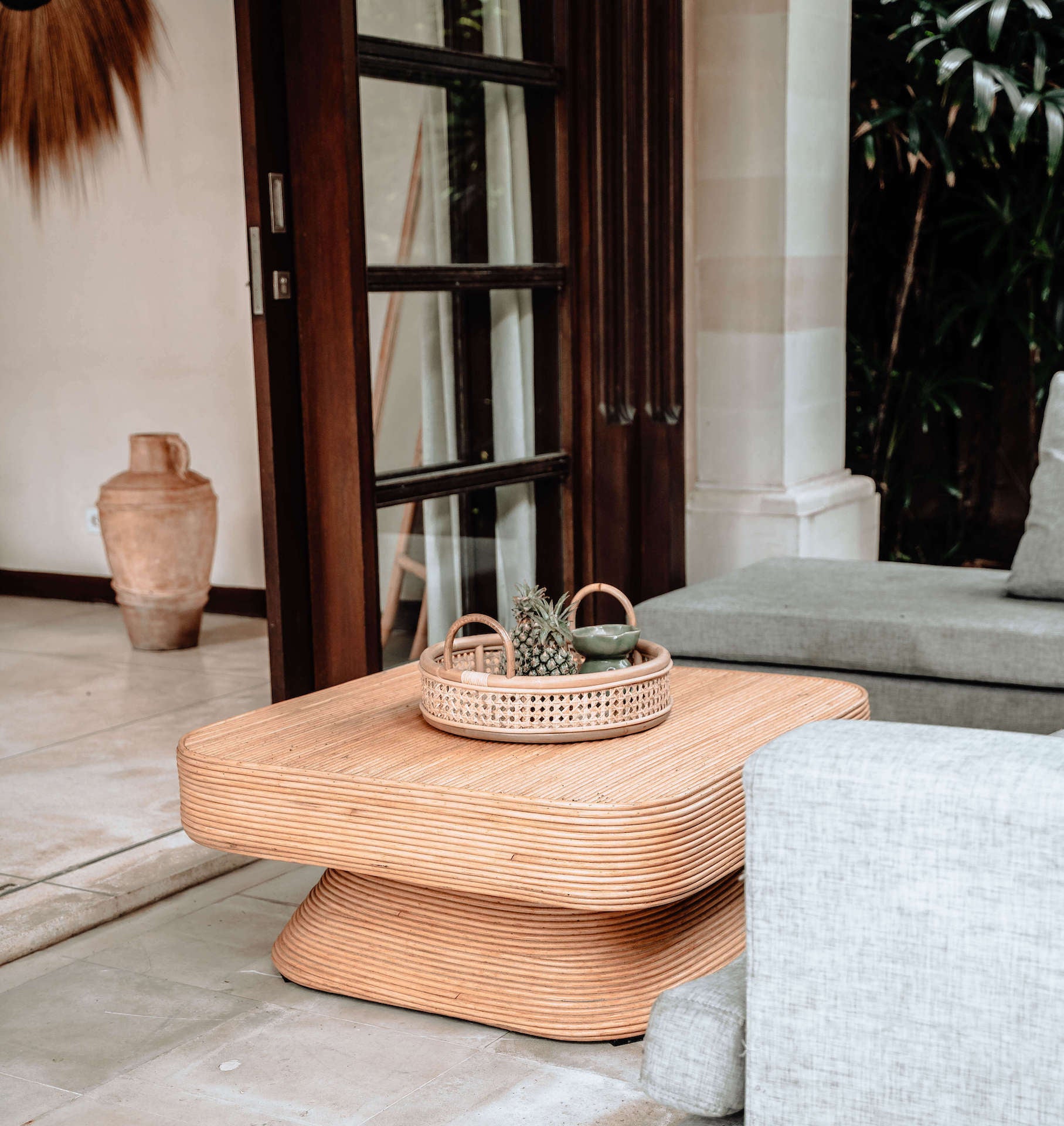 STOLIK TEGAL CARLA PROSTY