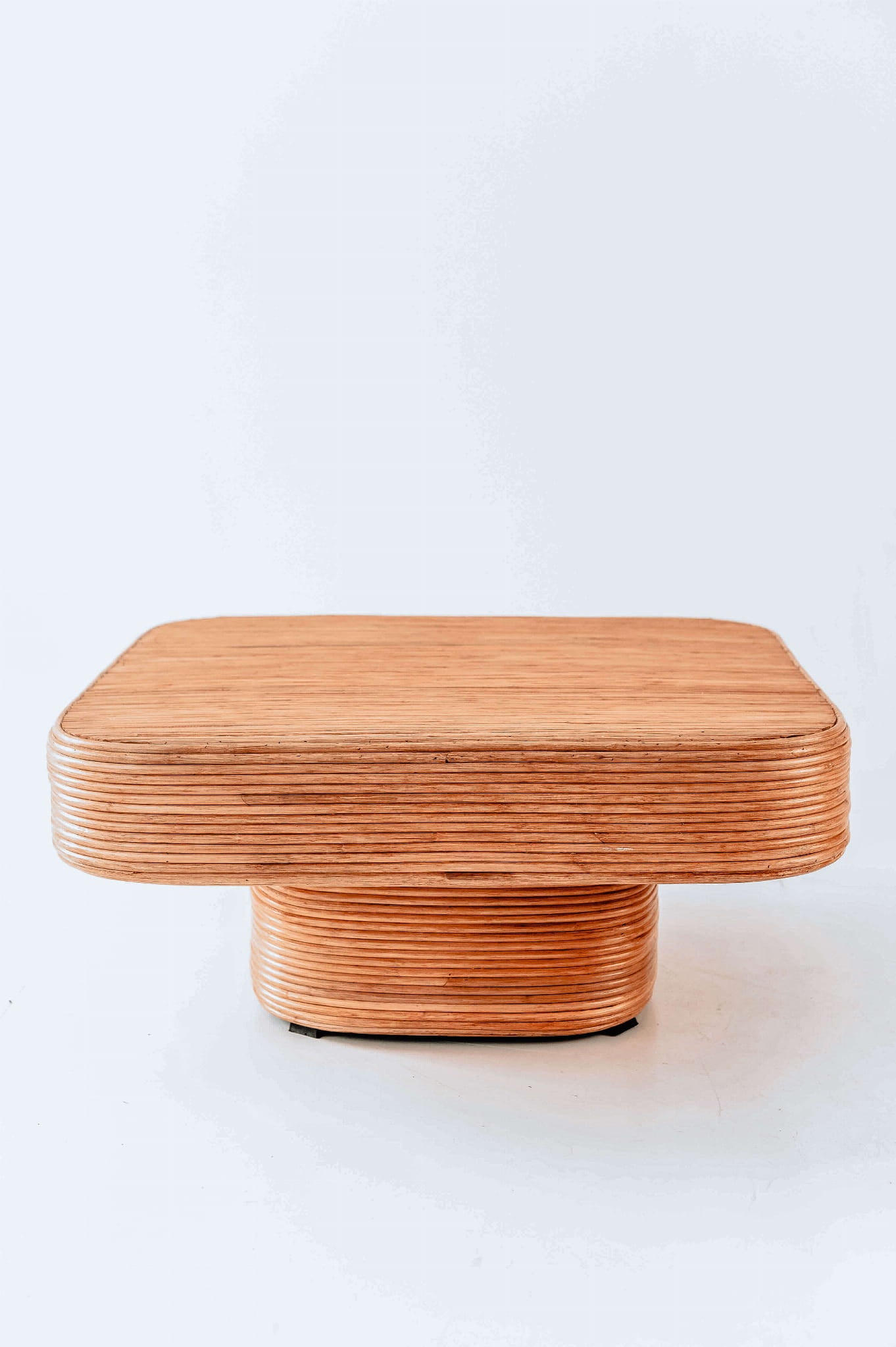 STOLIK TEGAL CARLA PROSTY