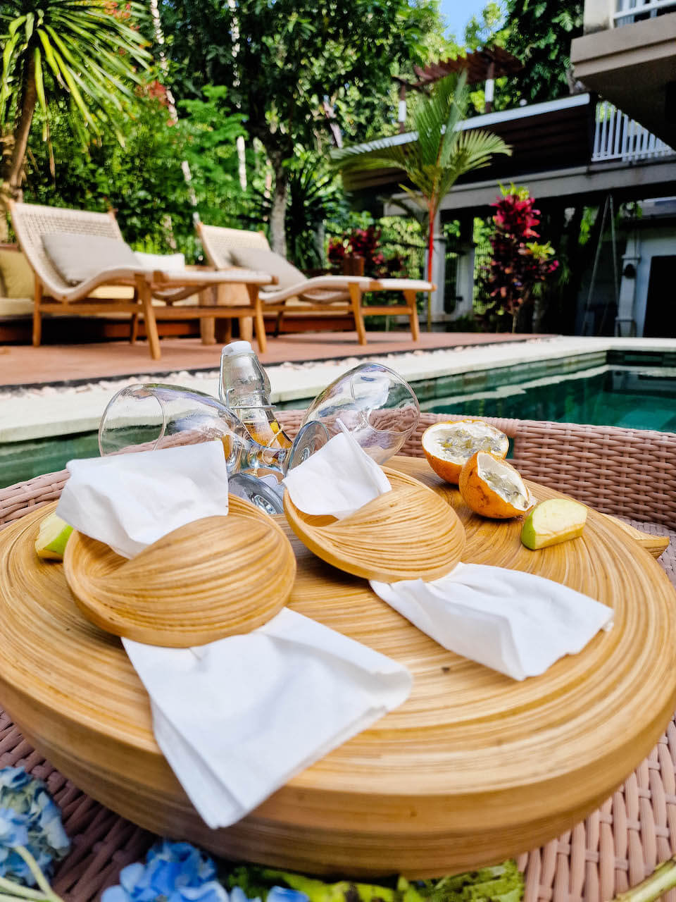 ZESTAW 8 OBRĄCZEK NA SERWETKI ELLE W STYLU BOHO