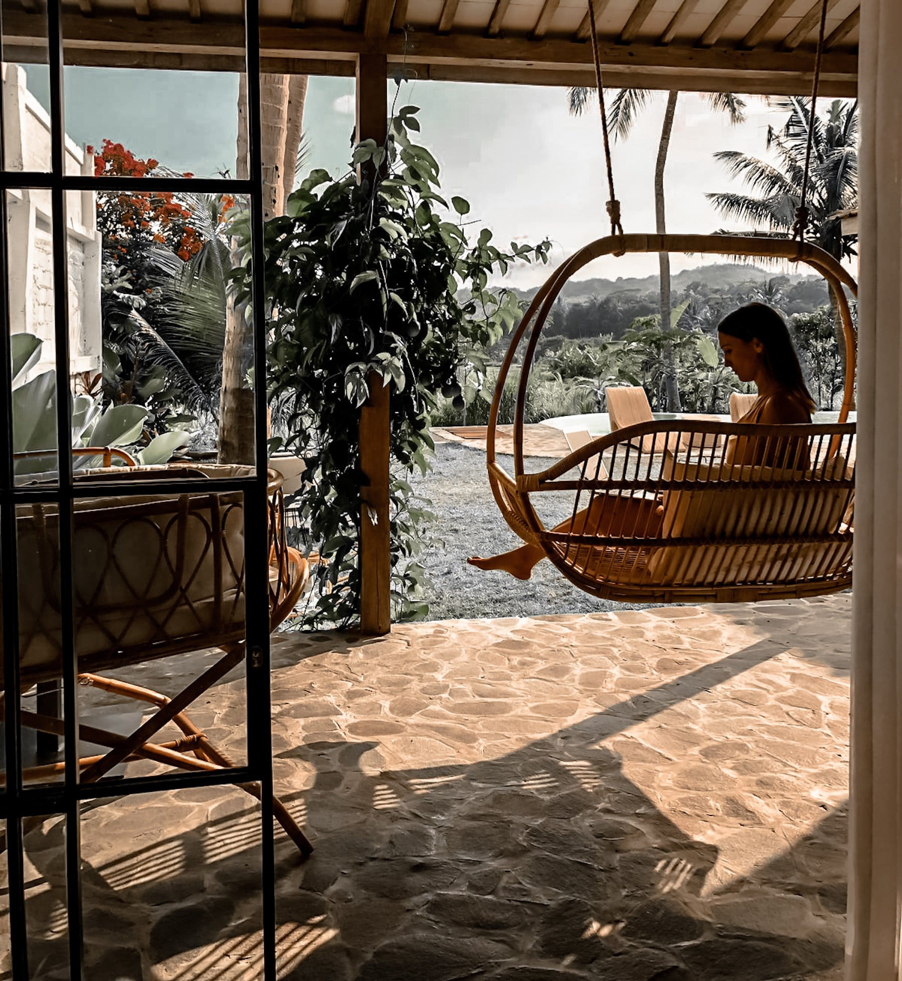 FOTEL WISZĄCY DOUBLE HENRY ZE STELAŻEM