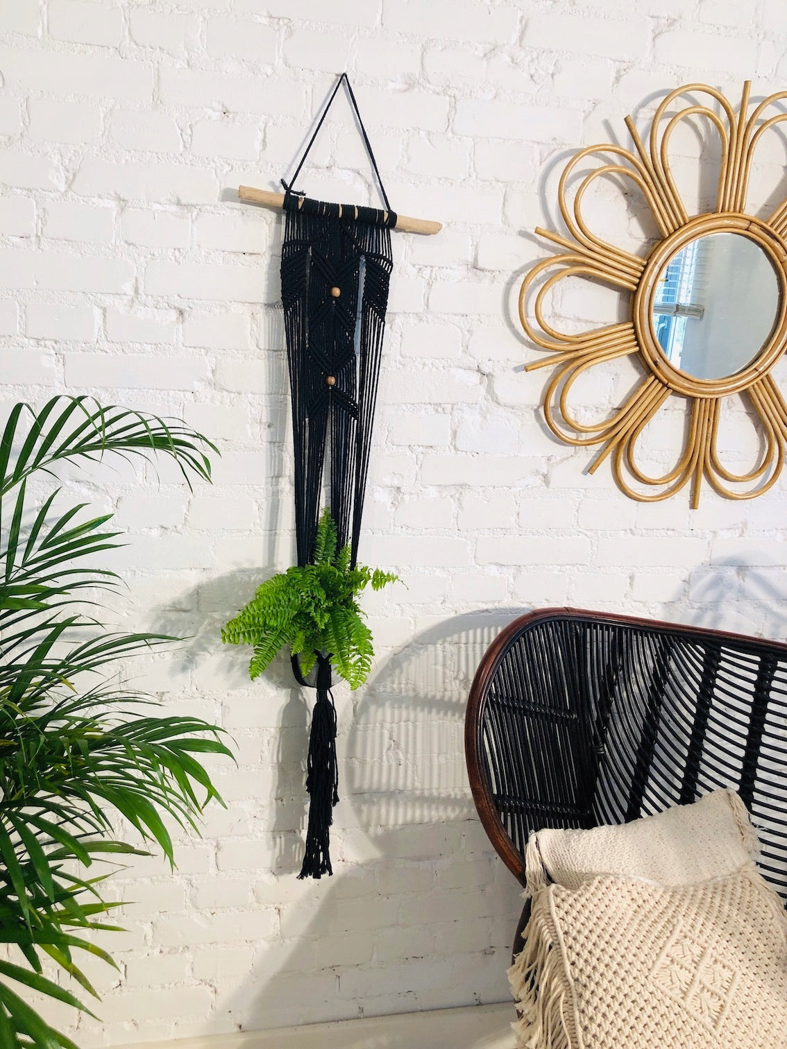 KWIETNIK MAKRAMA POJEDYNCZY Z DREWNEM KREM