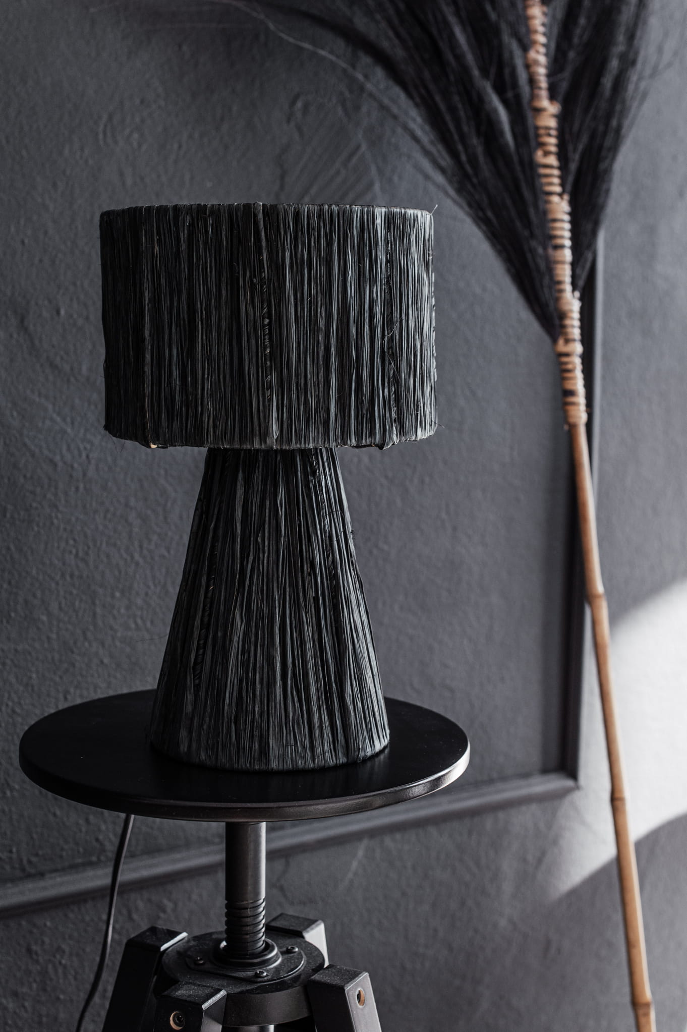 LAMPA  SI  M GRAFITOWA