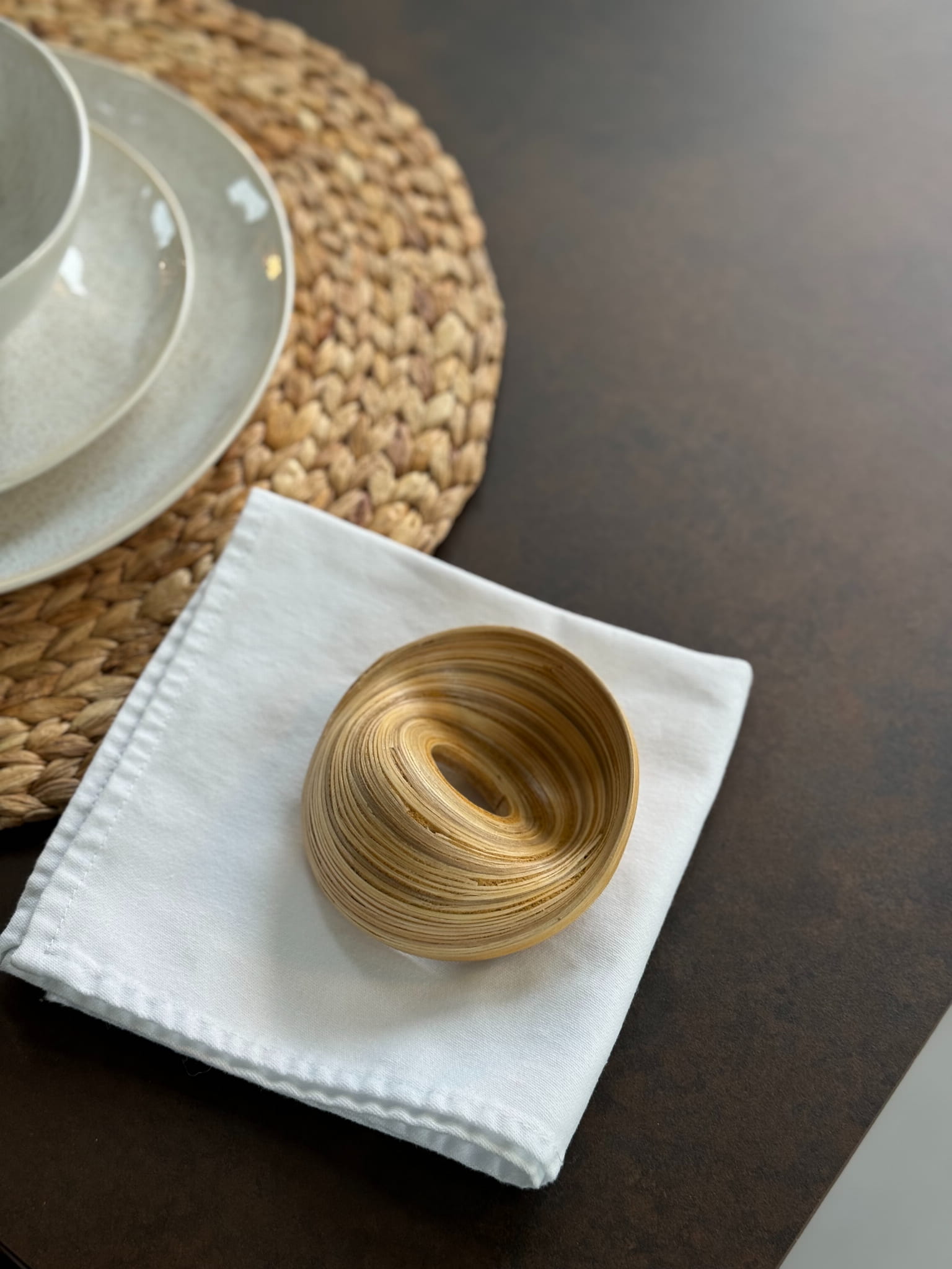 ZESTAW 4 OBRĄCZEK NA SERWETKI ELLE W STYLU BOHO