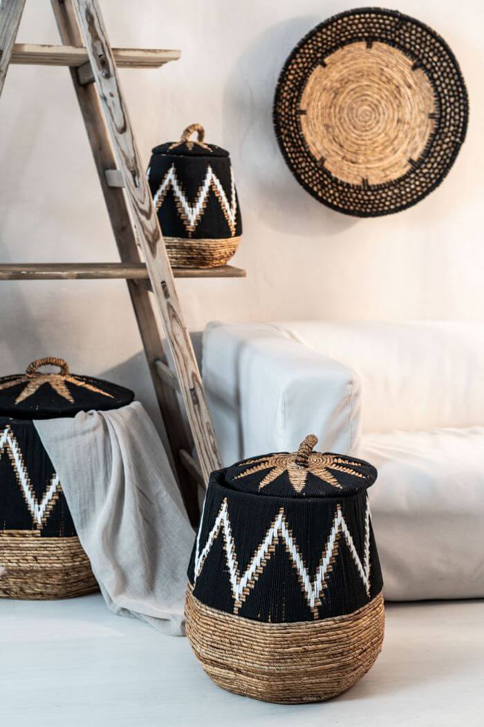 TALERZ Z BANANOWCA CZARNY S