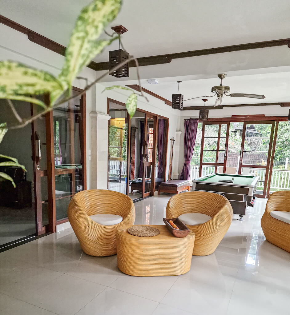 STOLIK RATTANOWY TEGAL OVALNY JASNY