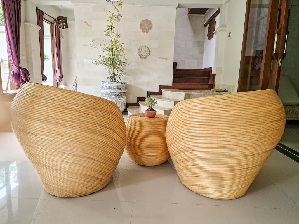 ZESTAW  TEGAL 4 JASNY OKRĄGŁY