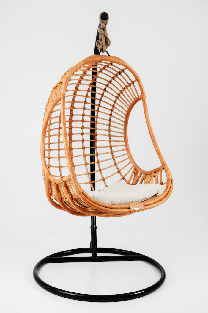 FOTEL WISZĄCY HUGO ZE STELAŻEM KONIAK