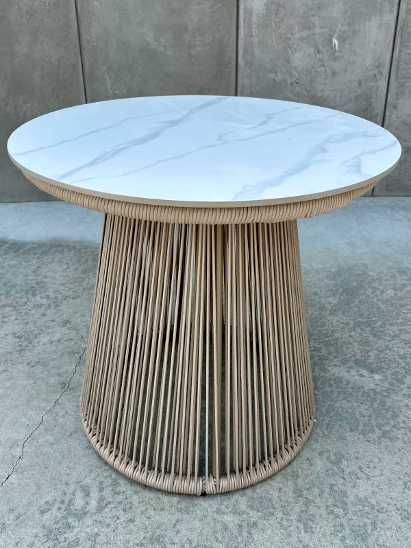 ALUMINIOWY STOLIK  AZZURRA   W KOLORZE SZAMPAŃSKIM