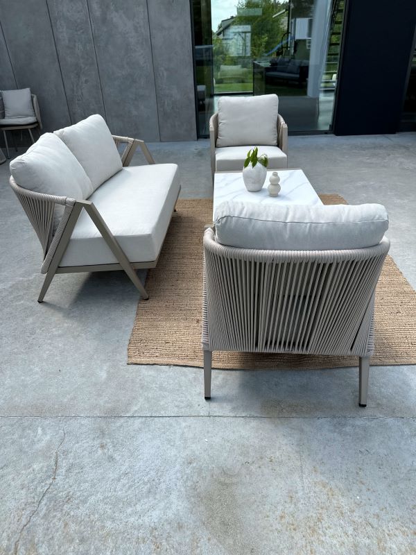 ZESTAW OGRODOWY ALUMINIOWY MAKSYMO Z SOFĄ 2-OSOBOWĄ, 2 FOTELAMI I STOLIKIEM KAWOWYM