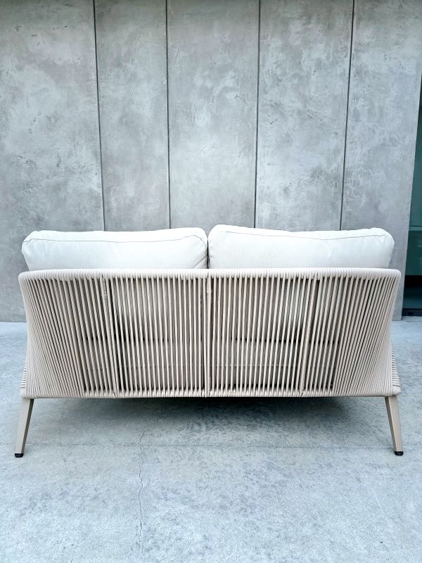 ZESTAW OGRODOWY ALUMINIOWY MAKSYMO Z SOFĄ 2-OSOBOWĄ, 2 FOTELAMI I STOLIKIEM KAWOWYM