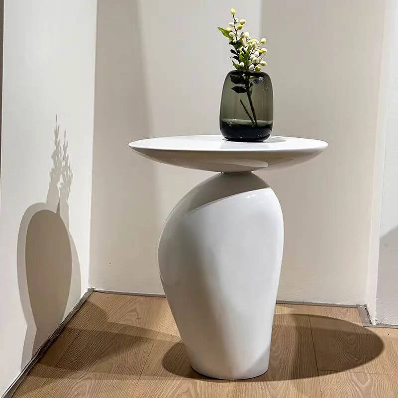 STOLIK KAWOWY NUORI BIAŁY O NIEREGULARNYM KSZTAŁCIE