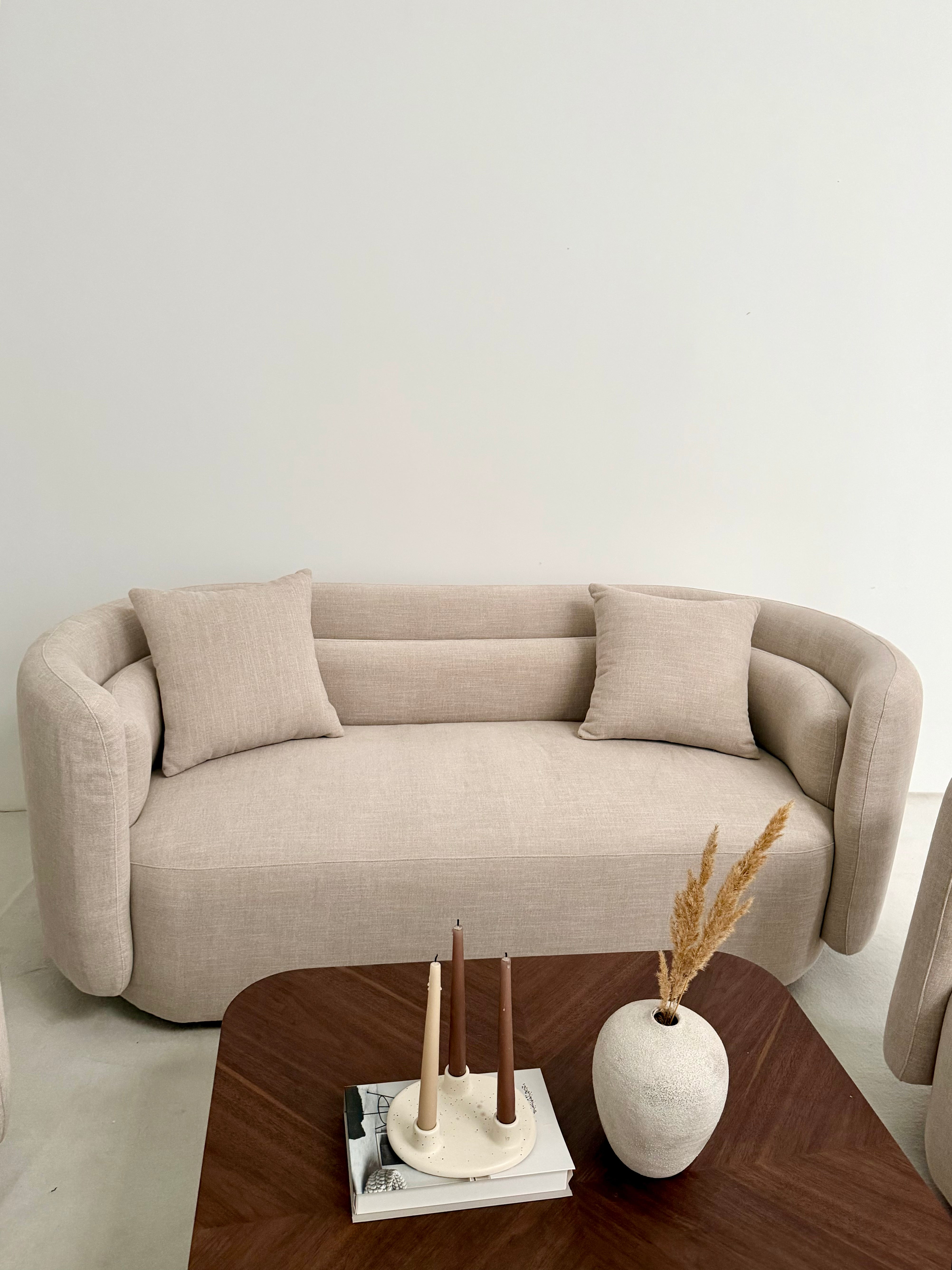 SOFA DWUOSOBOWA BELLARIS NOWOCZESNA PROSTOTA I WYGODA