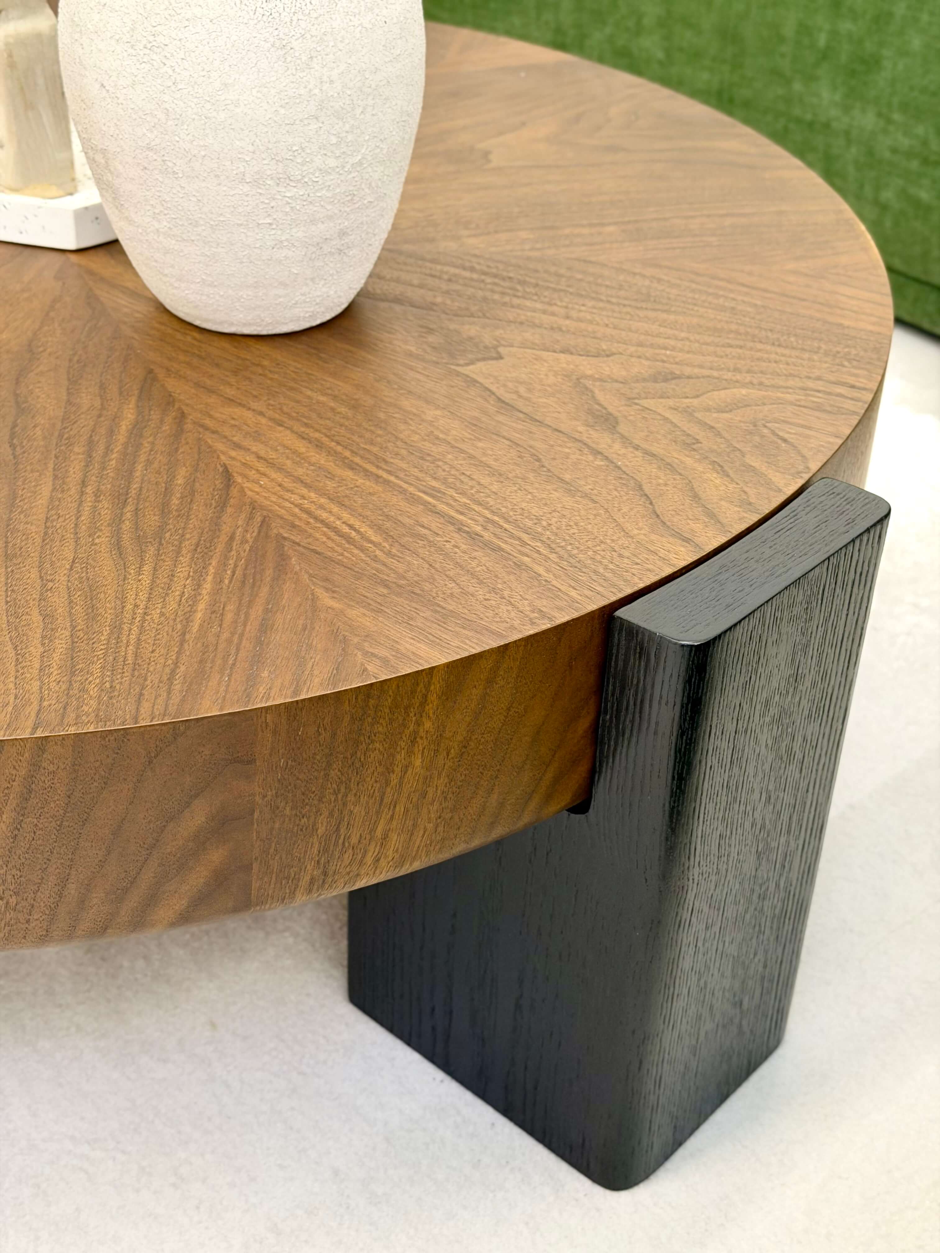 STOLIK FERNANDO – DESIGNERSKI STOLIK KAWOWY