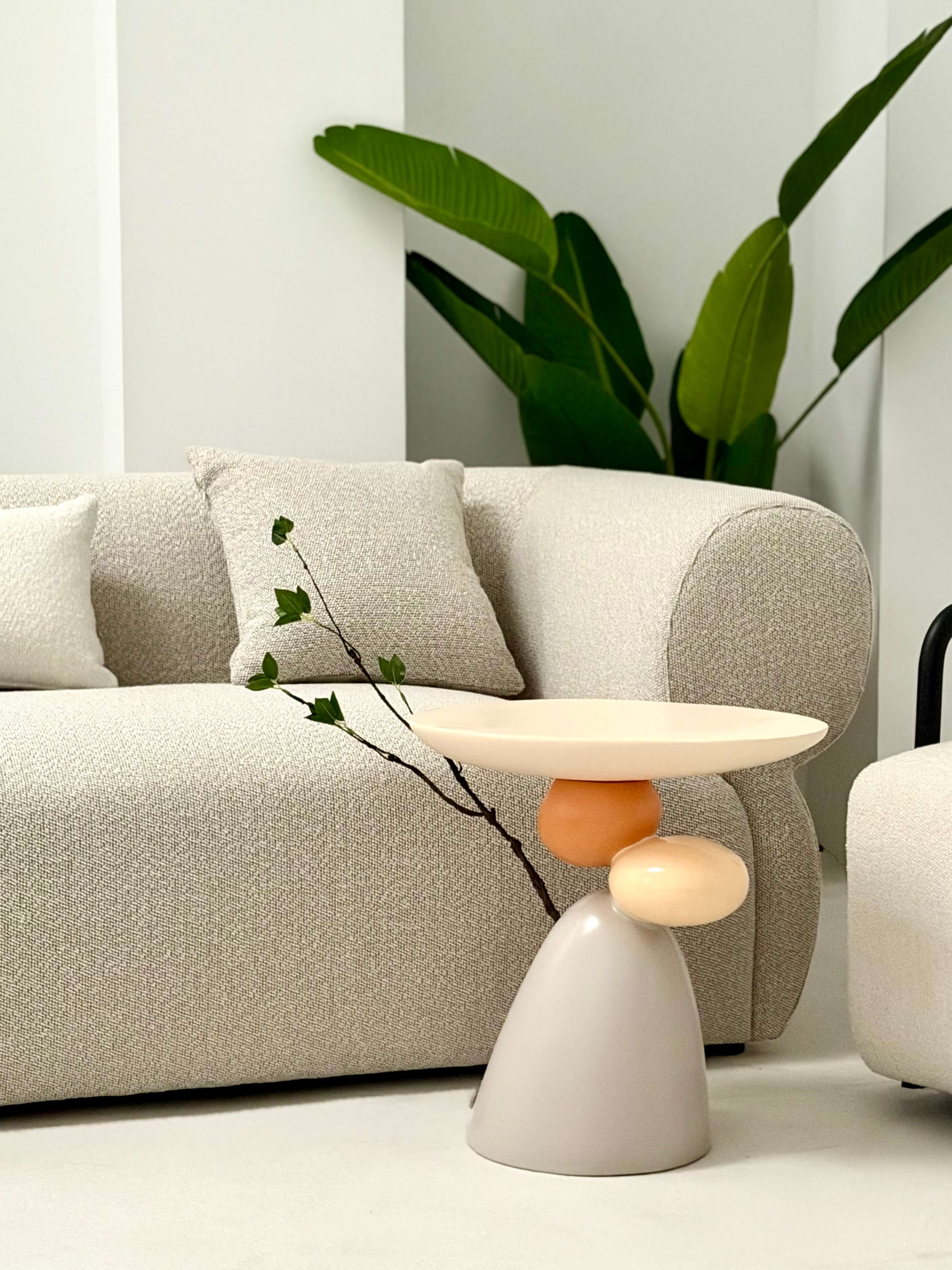 STOLIK SILVANO BEŻOWY