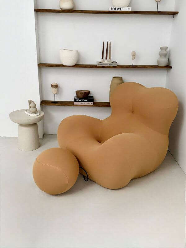 FOTEL VALERIAN SOFT CARAMEL – RZEŹBIARSKI FOTEL DESIGNERSKI