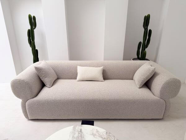 SOFA TRZYOSOBOWA MILANO BEŻOWA ELEGANCJA I KOMFORT W WYJĄTKOWYM STYLU