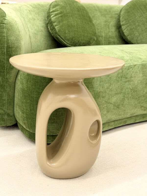 STOLIK AMADEO BEŻ - NOWOCZESNA FORMA, DESIGNERSKI CHARAKTER