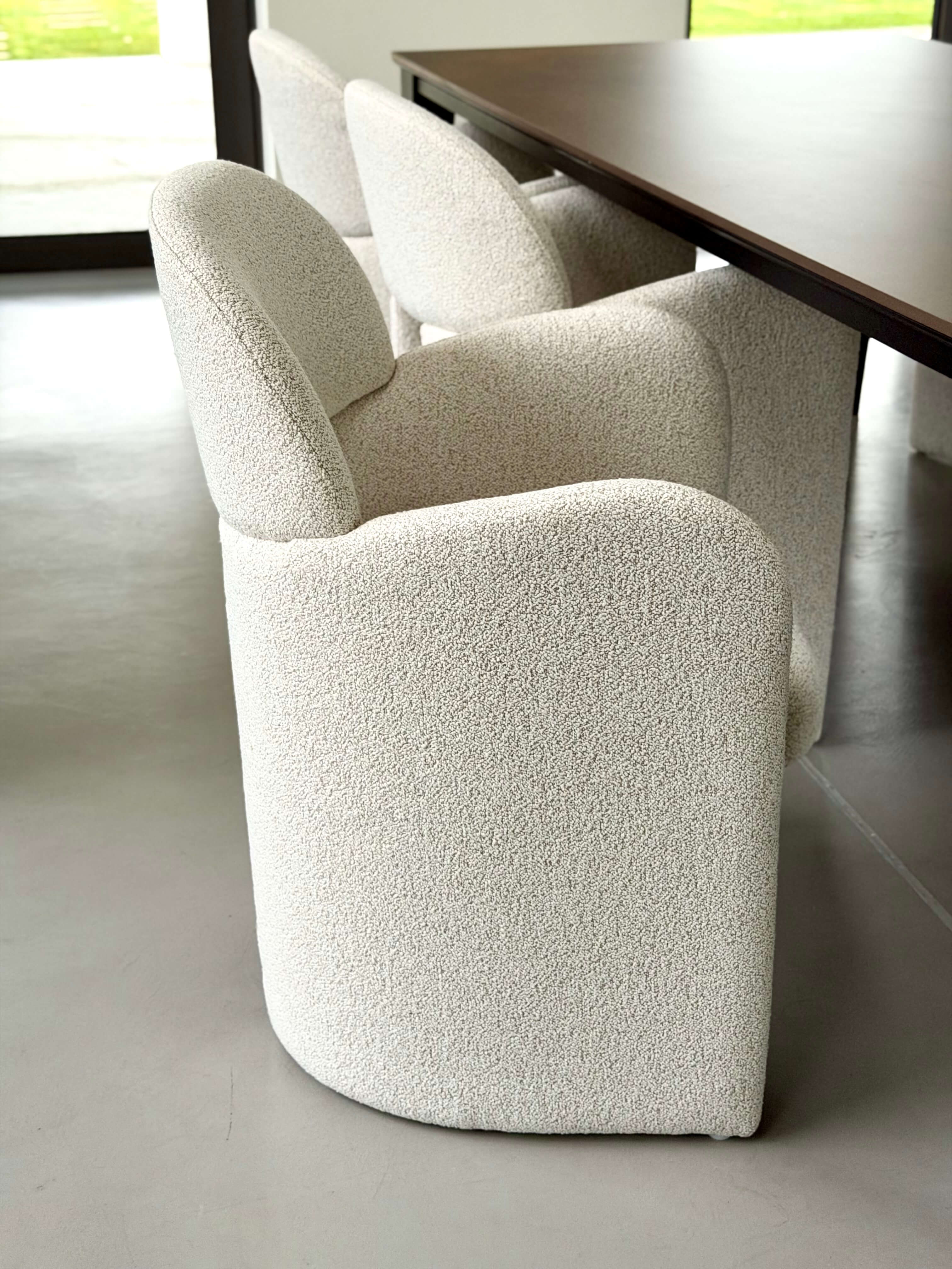 FOTEL BELAGIO BEŻOWY NOWOCZESNY DESIGN I WYGODA