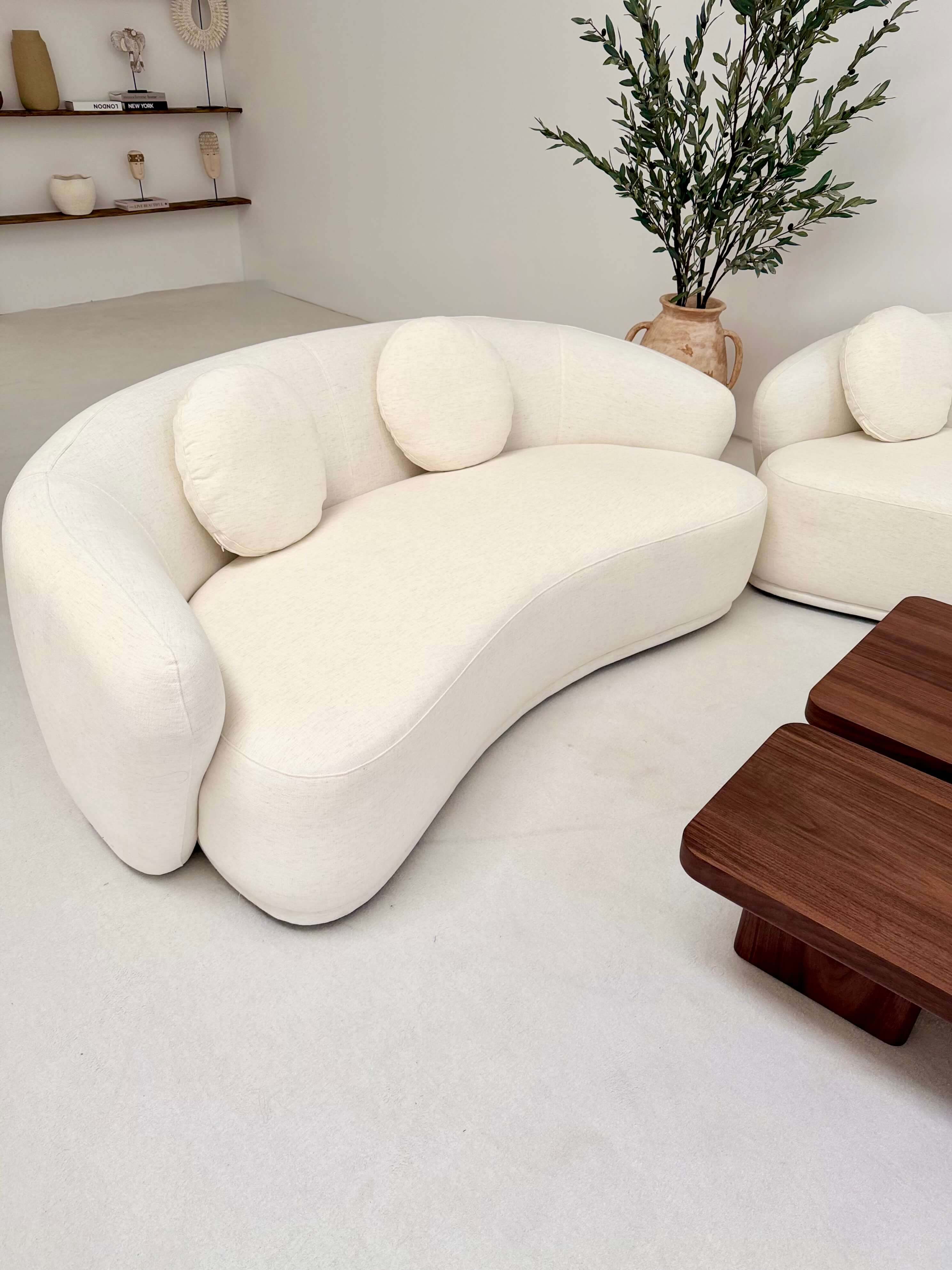 SOFA DWUOSOBOWA AMARONE VITA BEŻOWA ELEGANCJA I WYJĄTKOWY KOMFORT