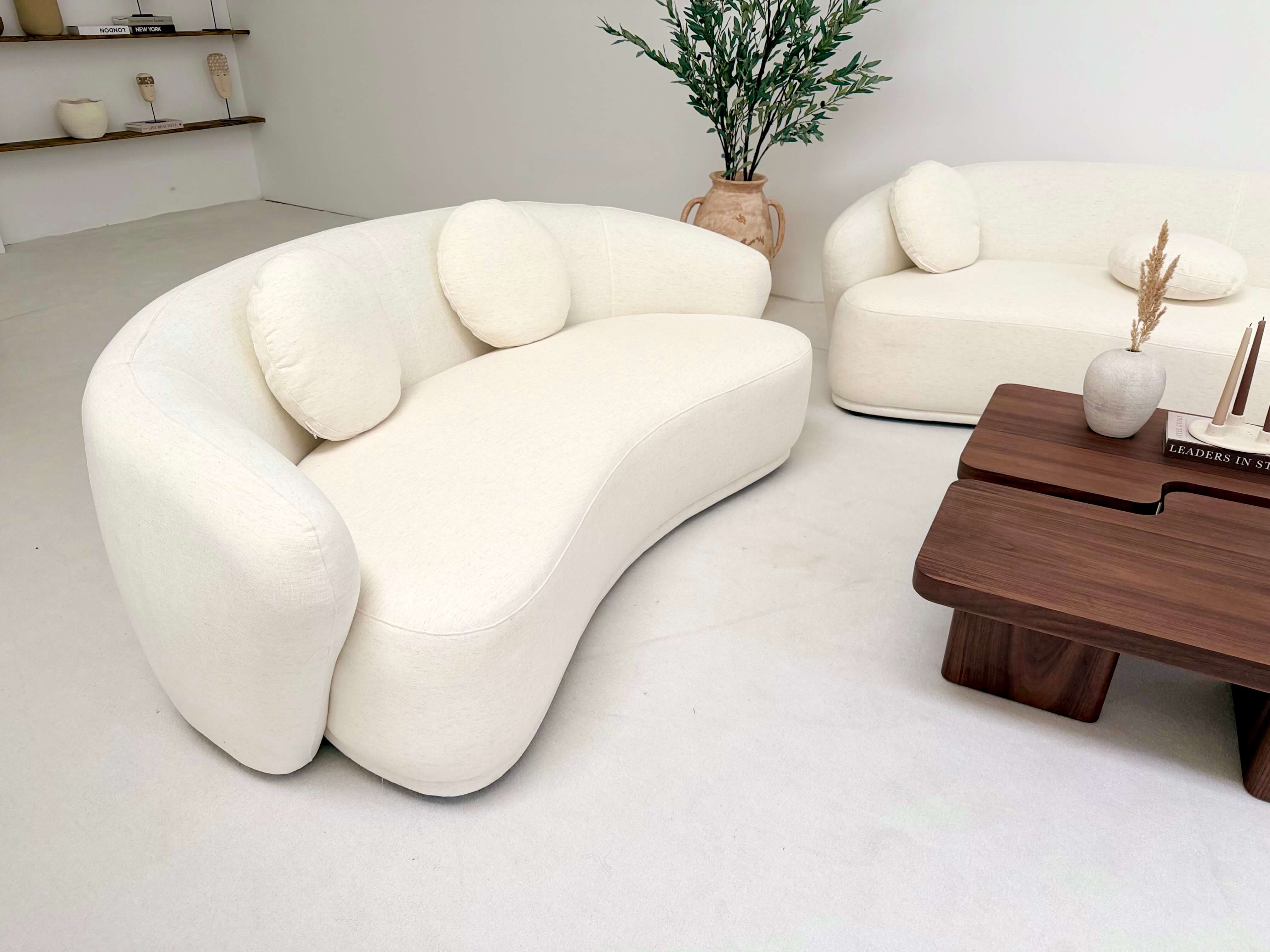 SOFA DWUOSOBOWA AMARONE VITA BEŻOWA ELEGANCJA I WYJĄTKOWY KOMFORT