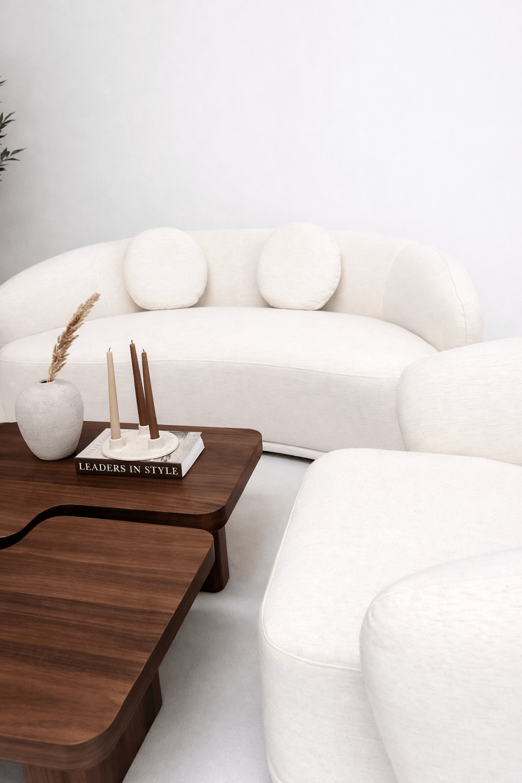 SOFA DWUOSOBOWA AMARONE VITA BEŻOWA ELEGANCJA I WYJĄTKOWY KOMFORT