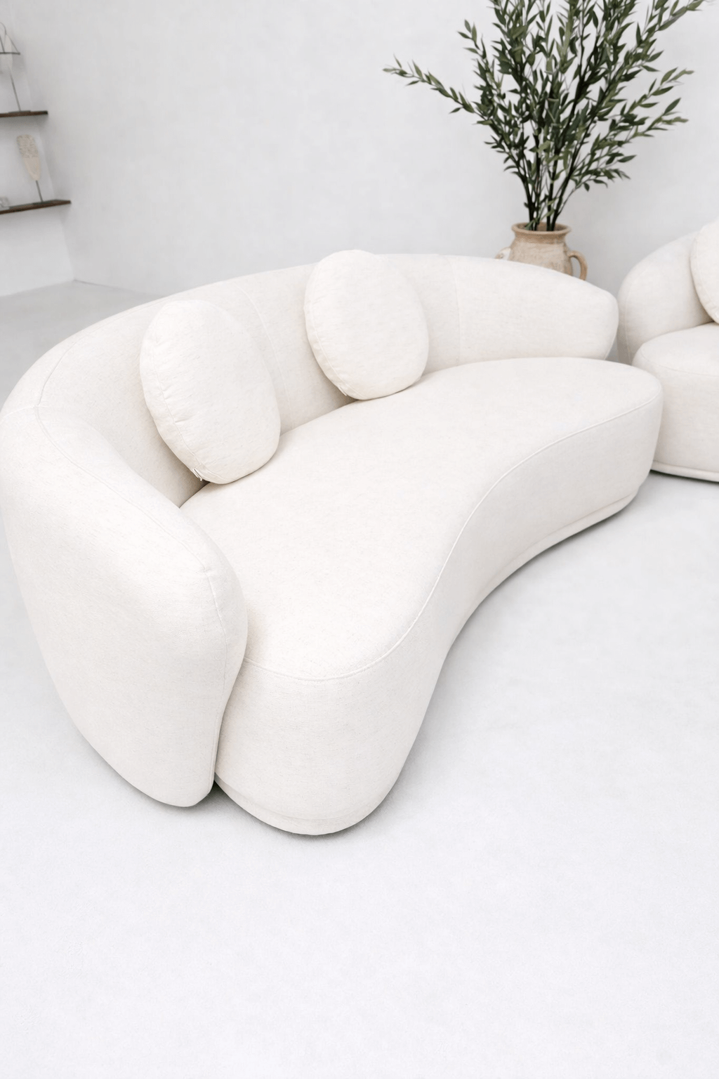 SOFA DWUOSOBOWA AMARONE VITA BEŻOWA ELEGANCJA I WYJĄTKOWY KOMFORT