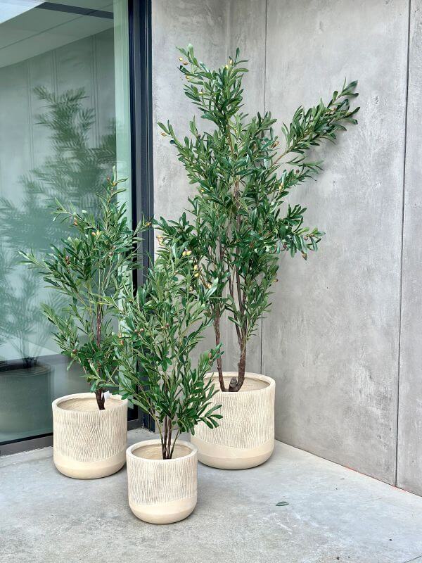 bbb8ca83554f37cd4cc17f789f4c8023