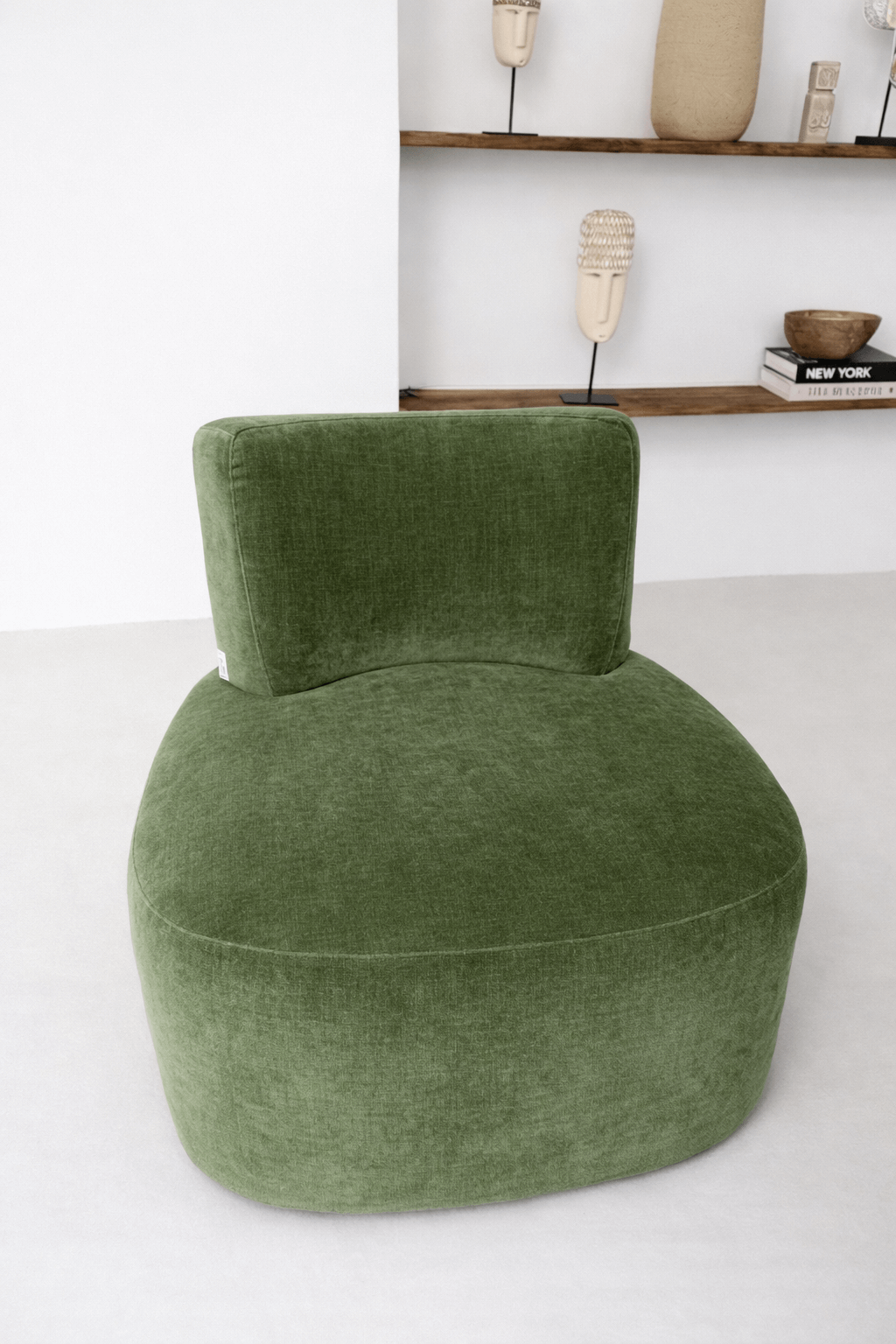 FOTEL AMARONE ZIELONY ELEGANCJA I NOWOCZESNA PROSTOTA