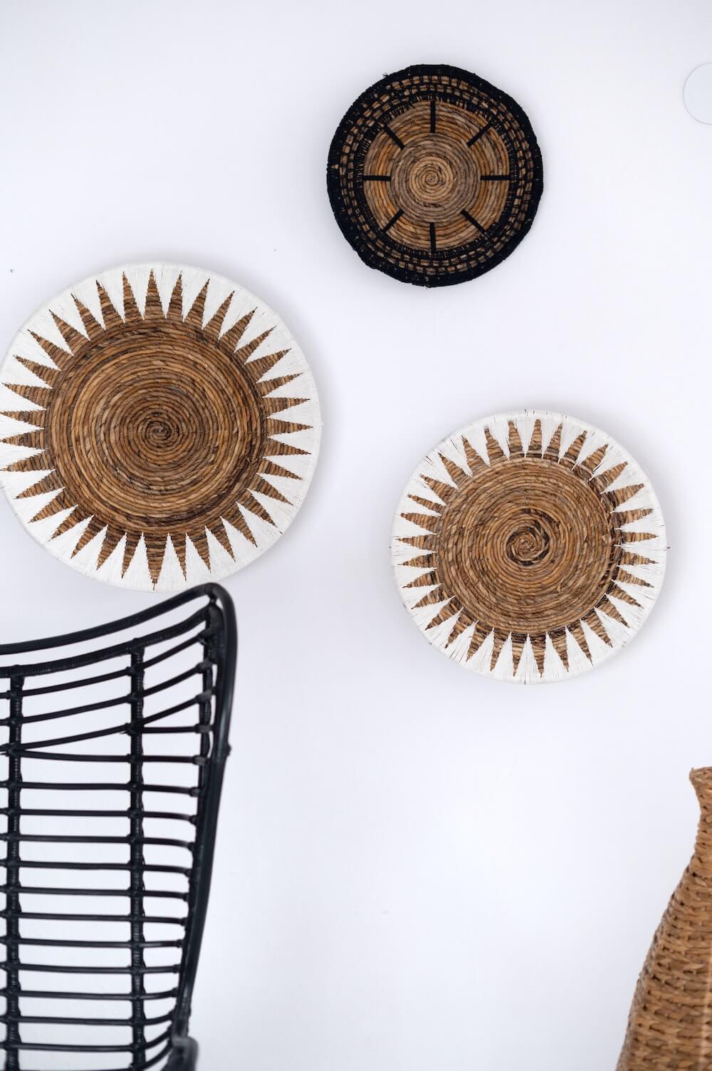 TALERZ Z BANANOWCA  BIAŁY S