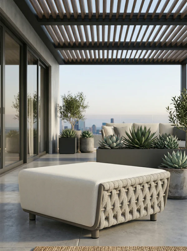 PUFA DO SIEDZENIA / PODNÓŻEK JASNOSZARA SERANO LOUNGE