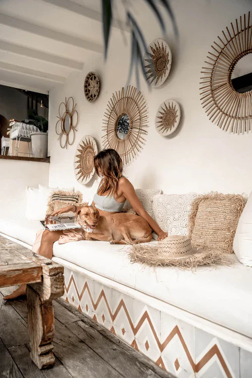 Co na ścianę w salonie?