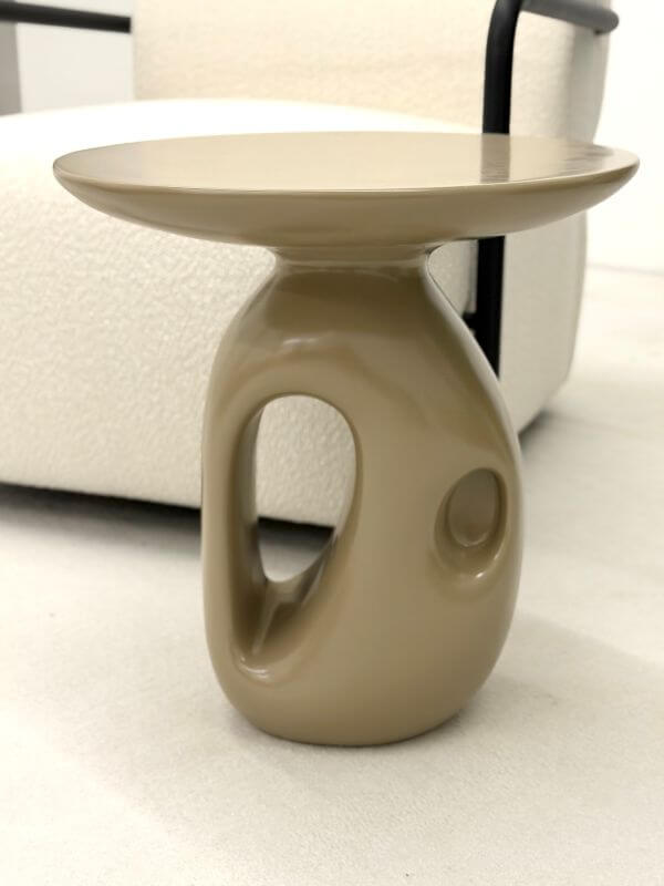 STOLIK AMADEO  BEŻ - NOWOCZESNA FORMA, DESIGNERSKI CHARAKTER