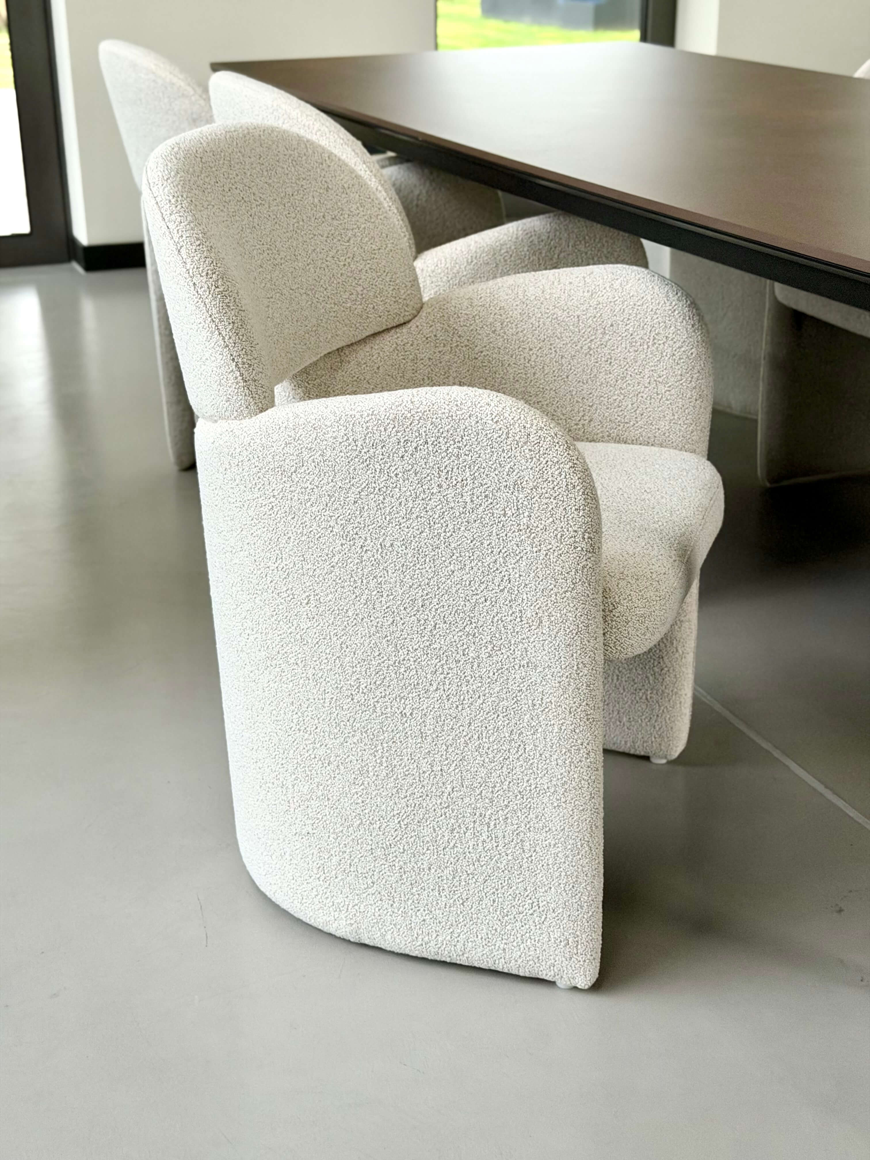 FOTEL BELAGIO BEŻOWY  NOWOCZESNY DESIGN I WYGODA