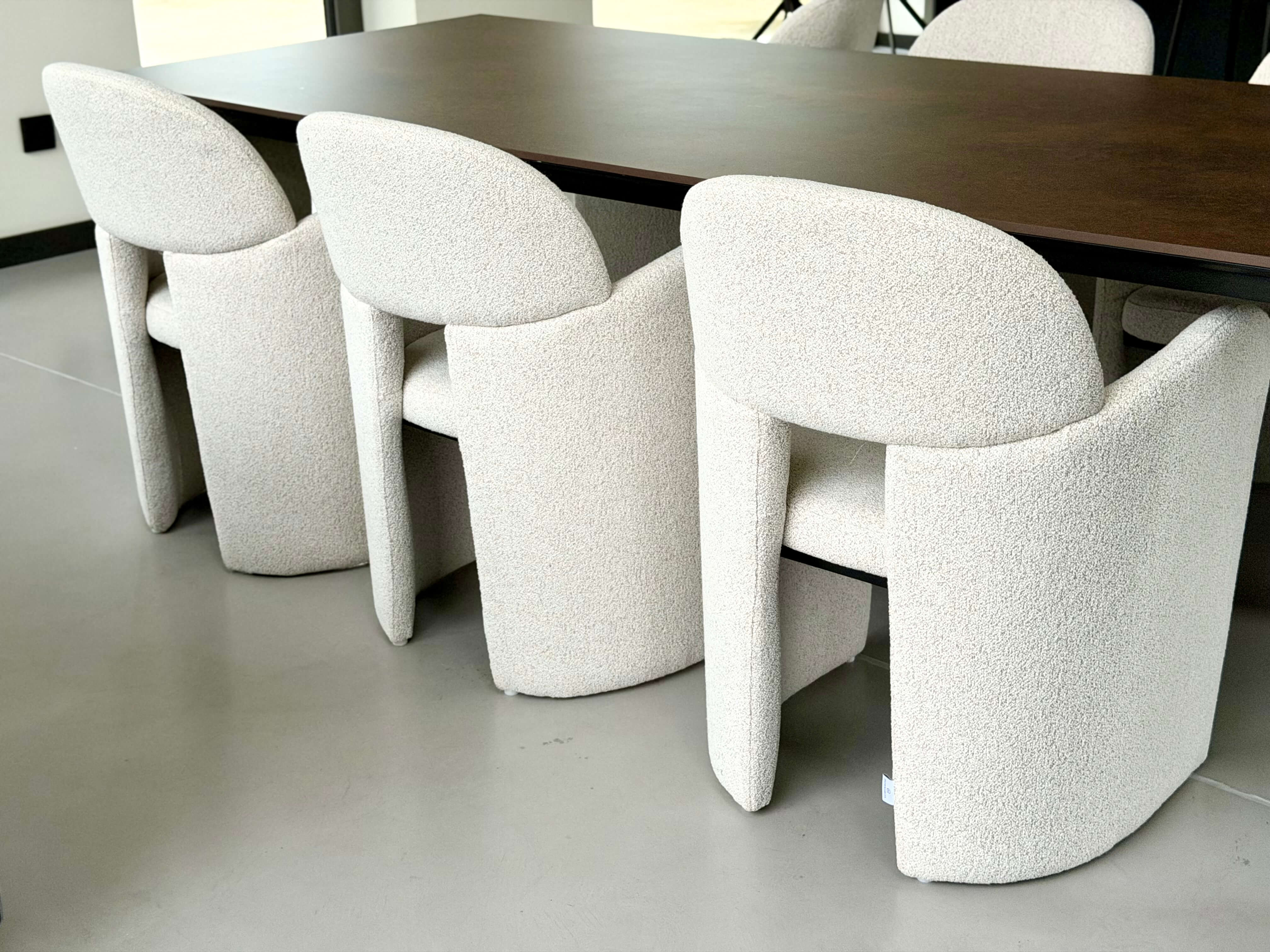 FOTEL BELAGIO BEŻOWY  NOWOCZESNY DESIGN I WYGODA