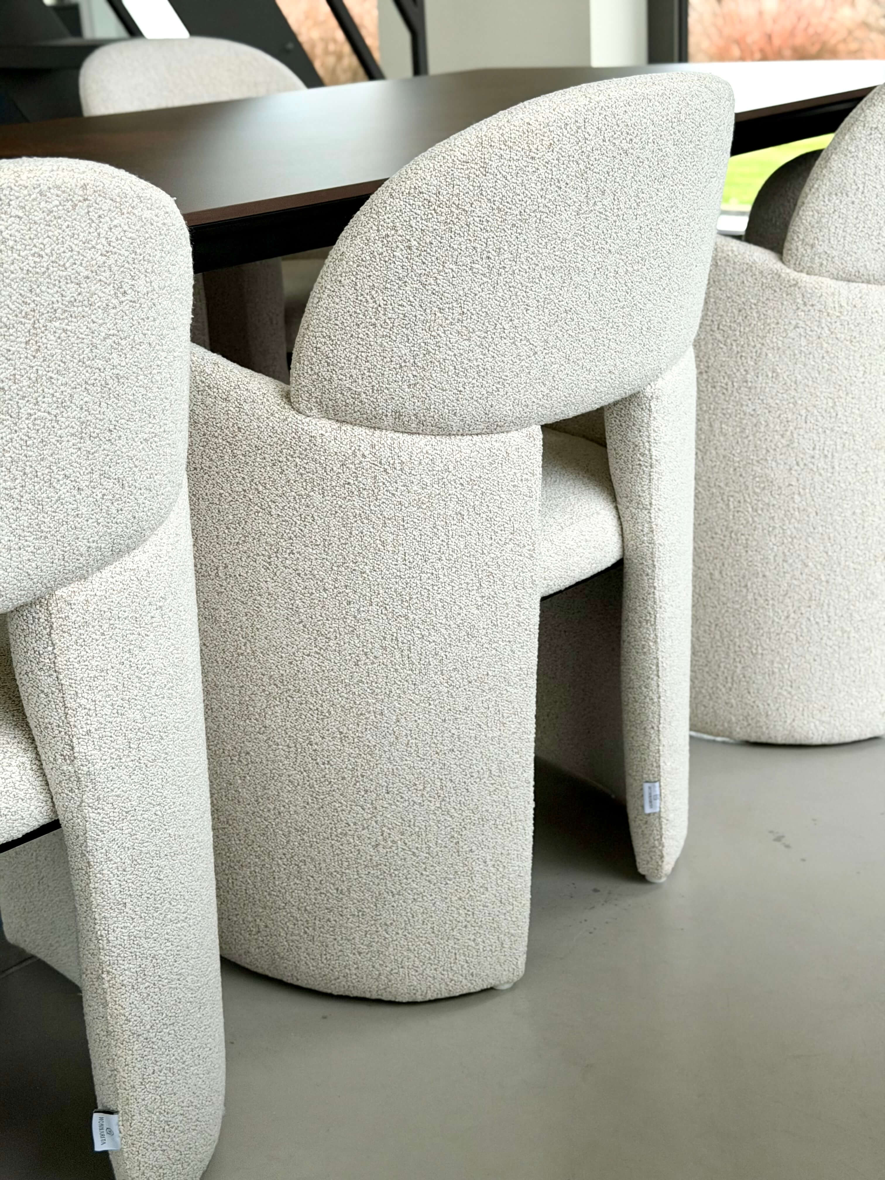 FOTEL BELAGIO BEŻOWY  NOWOCZESNY DESIGN I WYGODA